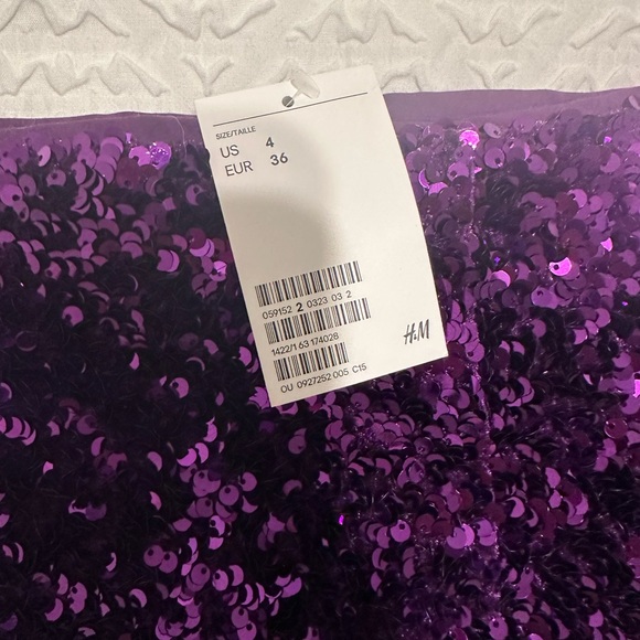 Sequin skirt ! H&M size Small - Picture 3 of 4